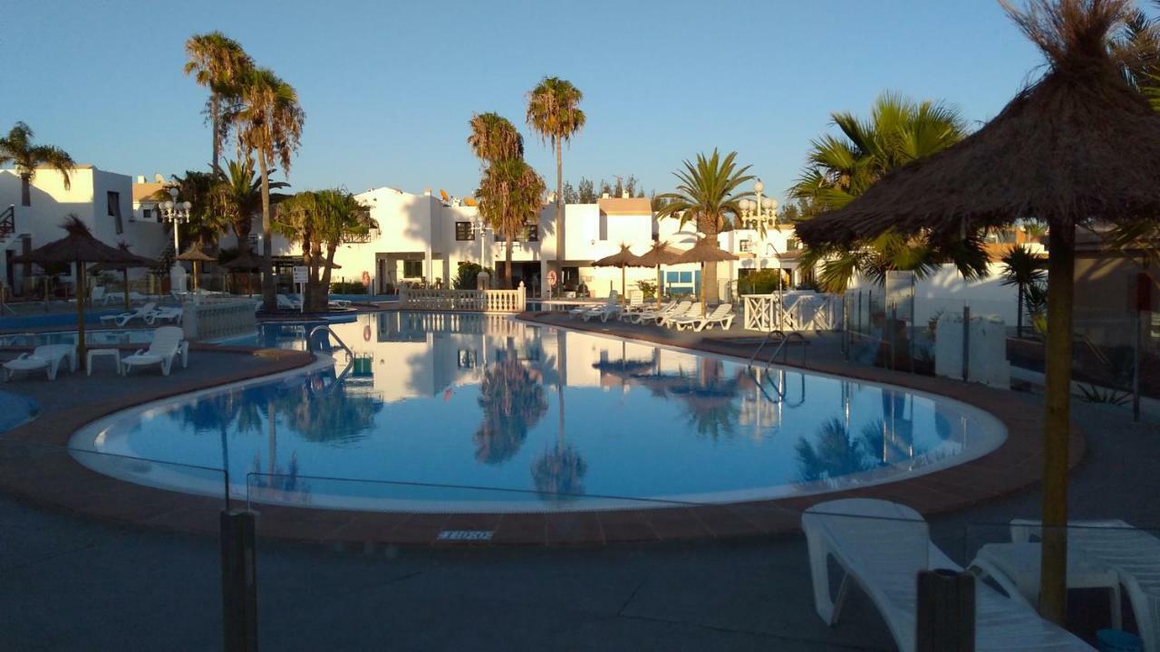 Apartamento Puerta del Sol Caleta de Fuste Exterior foto
